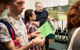 Visitatori approfondiscono temi di alimentazione biologica a Officinalia